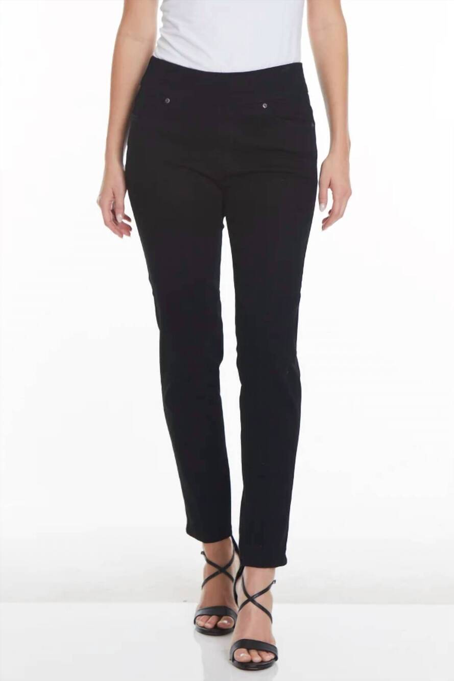 NEW SLIMSATION BY MULTIPLES in pursuit pull on ankle jean with pockets in black
